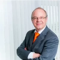 Vorstandsmitglied Dr. Ralf Kutsche